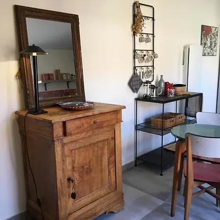 La Possibilite D'une Ile Boyardville