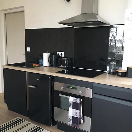 La Possibilite D'une Ile