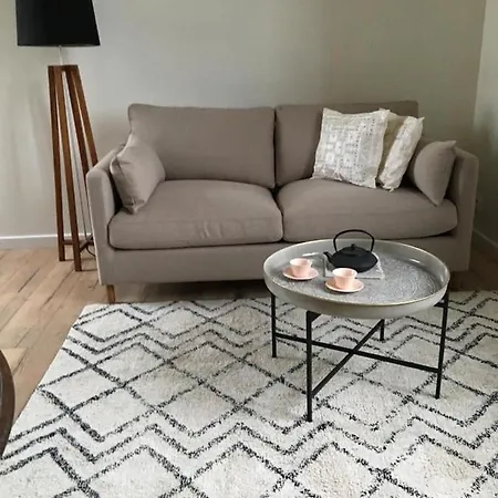 La Possibilite D'une Ile Boyardville