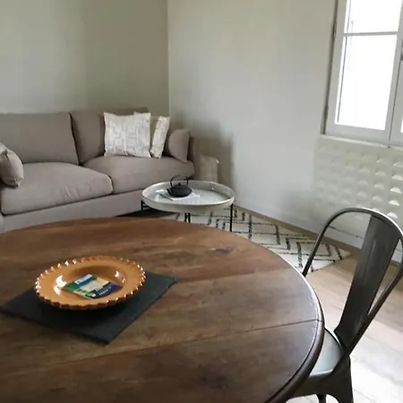 La Possibilite D'une Ile